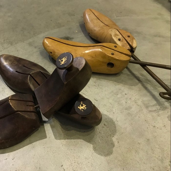 美國木頭鞋楦-淺色  antiques55廣告 戲劇 電影 道具出租 場地租借 陳列 擺飾 收藏 以佈置代替裝潢