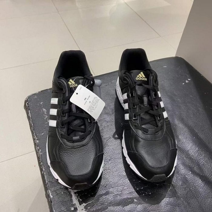 adidas阿迪達斯 Equipment 10 男女運動休閒舒適跑步鞋FU8347