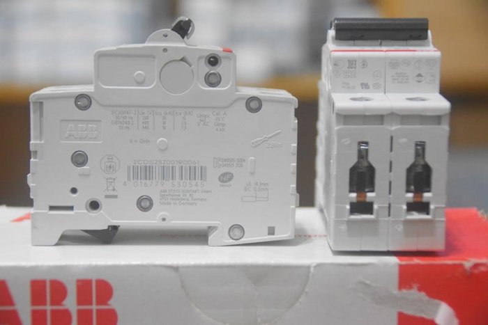 ABB 小型斷路器 S200系列 2P D曲線，BA-S202-D、BAS202D