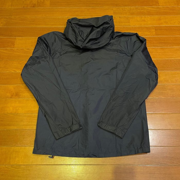 Patagonia Torrentshell 3L 男女深藍運動登山戶外風衣外套衝鋒衣機能外套 防風防水 百搭基本款 S