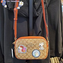 Aimi精品代購 Coach CF304 蔻馳新款Snoopy女士相機包 附購證 商品吊牌標籤