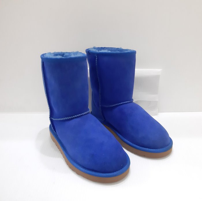 UGG 澳洲專櫃正品 S/N 5251藍色 經典 毛絨羊皮麂皮 短中筒雪靴 US3/UK2/EU33/JPN22