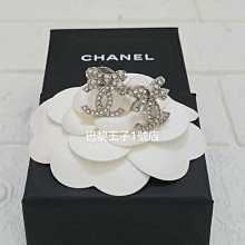 【巴黎王子1號店】《CHANEL》香奈兒 ABA922 銀色  雙C Logo 蝴蝶節 水鑽 耳環~預購