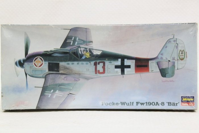 【統一模型】HASEGAWA《二戰德國 戰鬥機 Focke-Wulf FW190A-8 Bar》1:72 # 51375