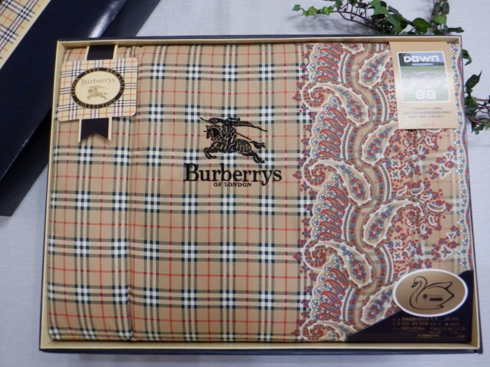 頂級 羽絨被 抗菌防臭防蟎Burberry 88%羽絨12%羽毛 輕便保暖 四季適用