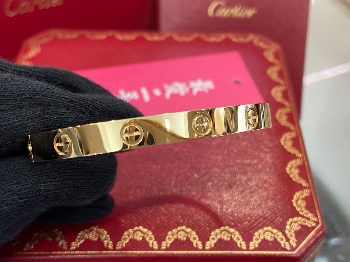 ☆最愛二手精品☆ CARTIER LOVE BANGLE 18K 750 卡地亞黃K金新版螺絲手環 17號 CRB6067517 XG5920