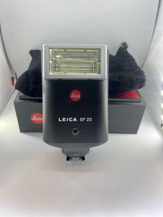 Leica SF 20 flash 閃光燈