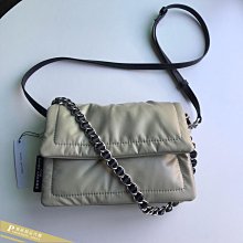 雅格時尚精品代購 MARCJACOBS MJ 西班牙羊皮(灰)柔軟舒適斜背枕頭包 美國代購