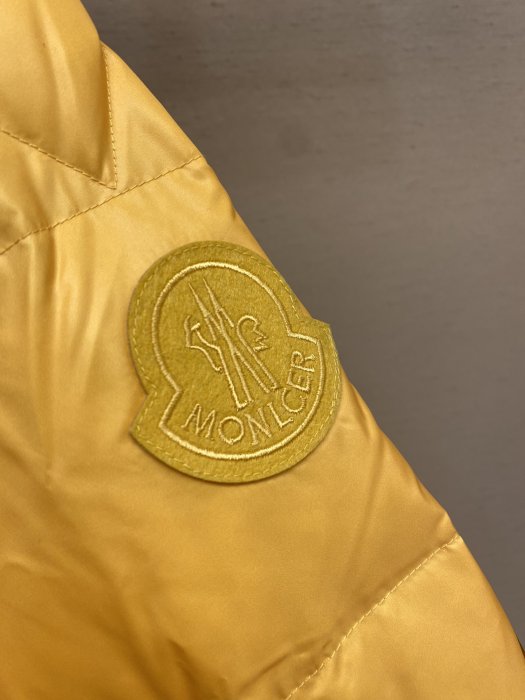 『名品站』Moncler休閒羽絨外套 英倫風型男夾克外套 原單大牌 專櫃精品MARE系列男士印花羽絨服10AT370