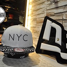 New Era NYC Bold Font 9Fifty Black 紐約市粗體印刷白色棒球後扣帽 S - M