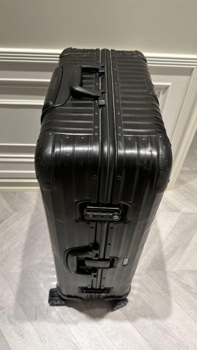 【專櫃$63500】 德國RIMOWA Topas 鋁合金黑行李箱 30吋 20吋另Titanium鋁鎂合金4輪旅行李箱登機salsa SPORT AIR