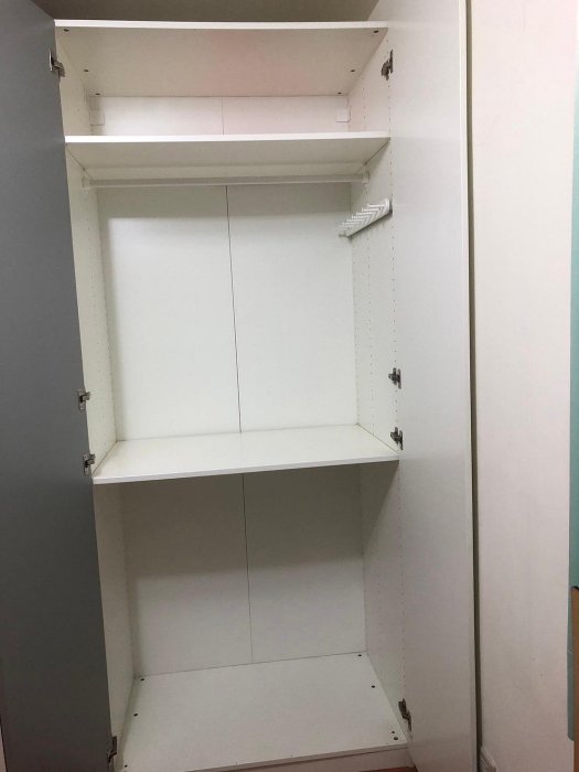 IKEA北歐簡約風白色衣櫃兩個分售 (其中一個附全身鏡)