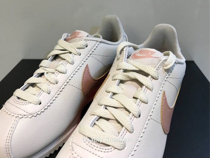 Nike Wmns Classic Cortez Leather Light Bone, 807471-013