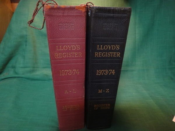 【愛悅二手書坊 09-46】LLOYD'S REGISTER 1973-74 A-L/ 1973-74 M-Z兩本合賣