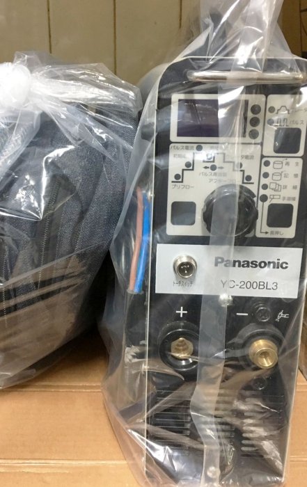 已售出~ 日本 國際 松下 Panasonic 直流 變頻 中古機 氬焊機 200A全配9成新~非 華豐 好牽手