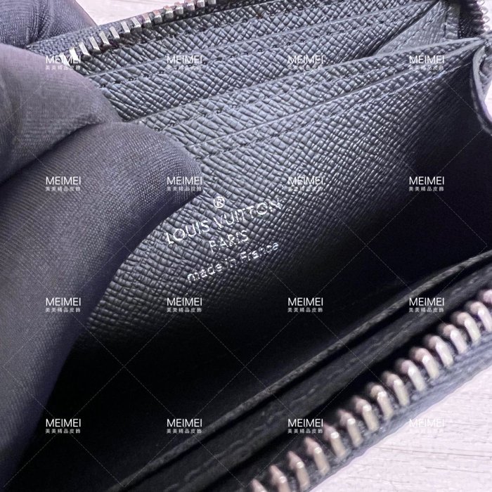 Louis Vuitton M81662 Zippy Coin Purse Vertical, Grey, One Size