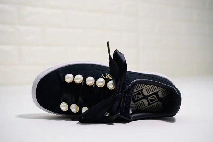 Puma basket platform metallic珍珠絲帶厚底松糕休閑板鞋“黑白珍珠”366688-01