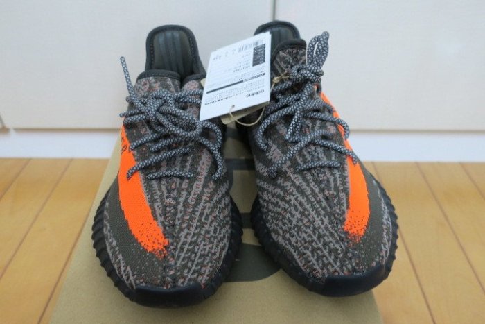 全新正品adidas YEEZY Boost 350 V2 Carbon Beluga 28.5cm HQ7045