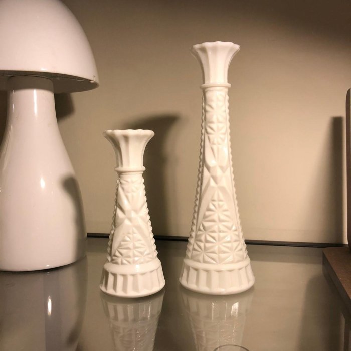 牛奶玻璃 老花瓶  vases milk glass