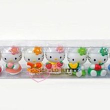 ♥小花花日本精品♥ Hello Kitty 立體 全身造型 站姿/坐姿 拿水果 公仔 擺飾 7色 七入~預購~