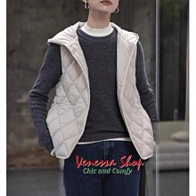 小V私家~ 歐單 2023新款 輕薄保暖 舒適好做事 女の連帽羽絨背心馬甲外套 3色 (G1556)