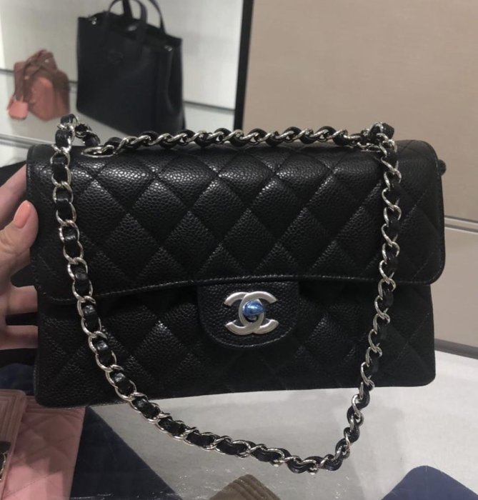 【COCO 精品專賣】Chanel A01113 香奈兒包 23 cm Flap Coco包 荔枝紋 黑金