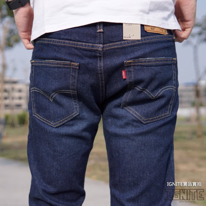 【美版超划算】 現貨 Levis 511 深藍色 小窄管 slim skinny 牛仔褲 512 510 levi's