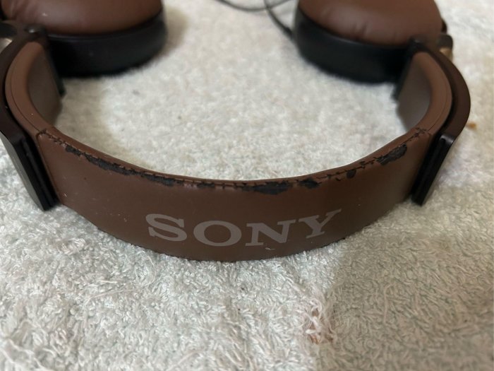 二手Sony 重低音立體聲耳罩式耳機 MDR-XB600/可折疊耳機/立體聲頭戴式有線耳機，3.5mm台北面交