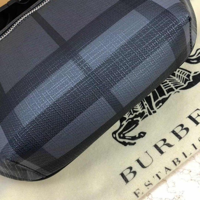 專櫃品質全新正品 BURBERRY 博柏利 ECONYL?Sonny 黑色 尼龍 中號 男士 腰包 胸包 斜背包