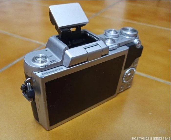 二手Panasonic GF7 翻轉自拍 單眼相機(零件機)