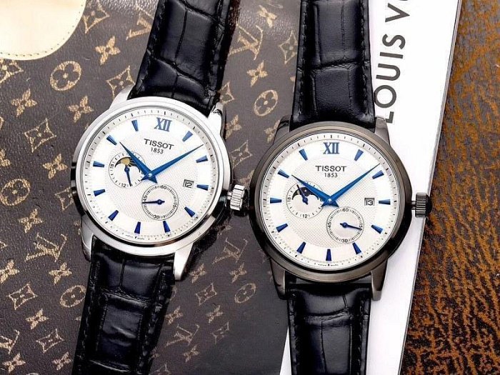 二手全新選店家實拍天梭【TISSOT】全新真品瑞士製造機械錶 計時碼錶精品男士腕錶 四針分離紳士男錶 天梭手錶 尺寸42