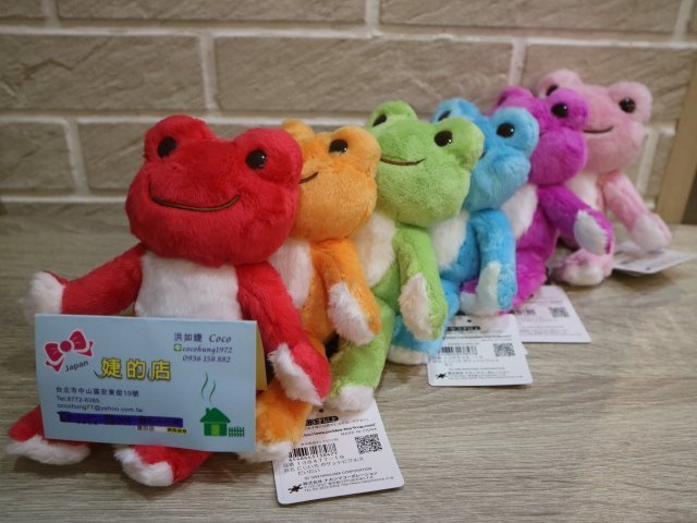 婕的店日本精品~日本帶回~2019pickles the frog中小型青蛙玩偶19cm