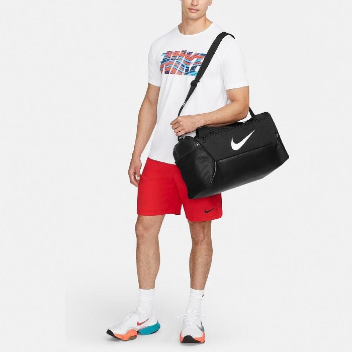 Nike黑色健身運動包  健身包 旅行袋 手提包 側背包 運動包 DM3976-010
