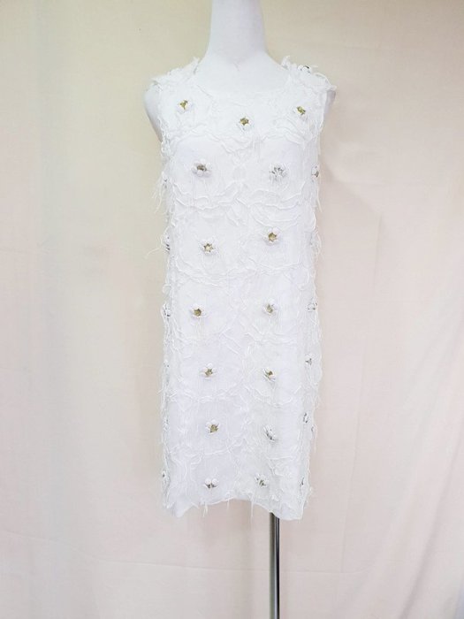iROO 專櫃(100%蠶絲silk) 縫珠 立體花 超美 小禮服洋裝  胸42腰40