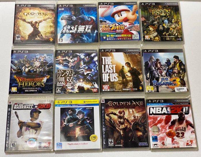 Sony PlayStation 3 PS3 250GB 白色主機（CECH-4007B)、原廠無線手把*1、遊戲*12