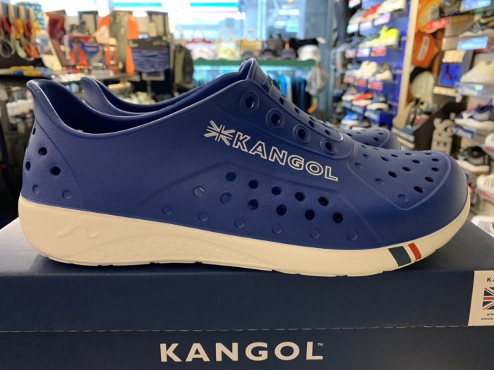 塞爾提克~英國袋鼠 KANGOL 男生 女生 洞洞鞋 水鞋 防水鞋 運動拖鞋 厚底有彈性 EVA材質-情侶鞋-藍色