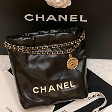 CHANEL 2023 新款 AS3980 22 mini hobo 黑 白logo 現貨