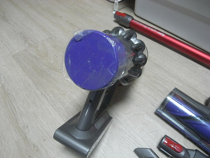 二手 戴森 Dyson  V10 SV12 Fluffy 無線 手持 吸塵器 附吸頭