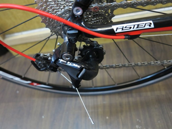 【冠鑫自行車】ASTER 亞仕大 ATA SHIMANO R7000 105 22速 碳纖維 彎把 公路車 銀紅色 高雄