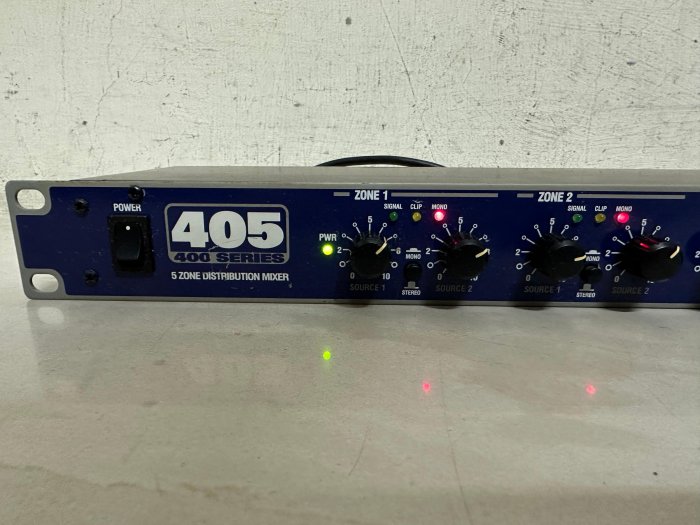 ART 405 – 五區分配混合器 混音器  前級擴大機 舞臺家用混音器