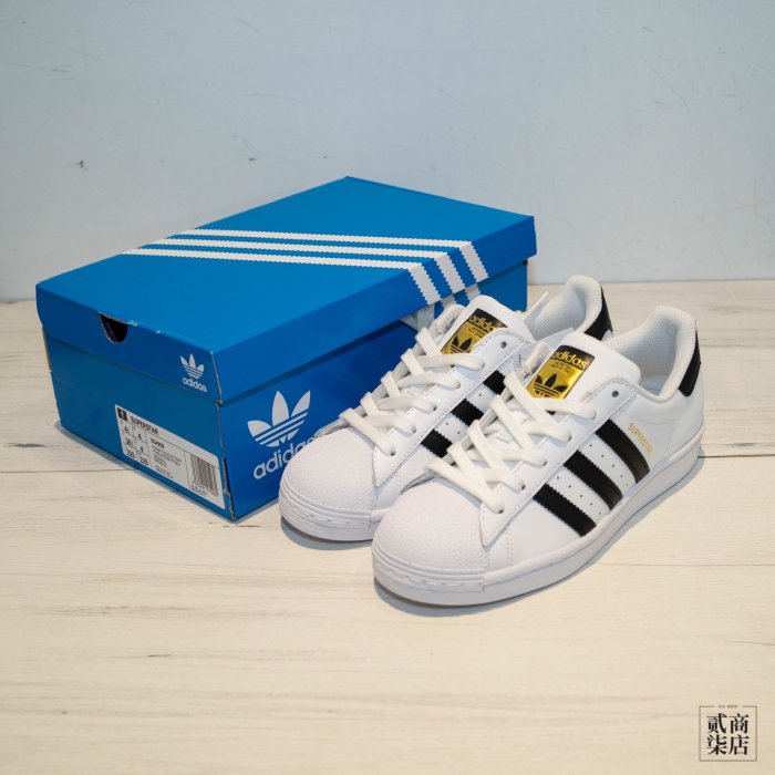 (貳柒商店) adidas Originals Superstar 男女 白黑 三葉草 金標 貝殼頭 正品 C77124