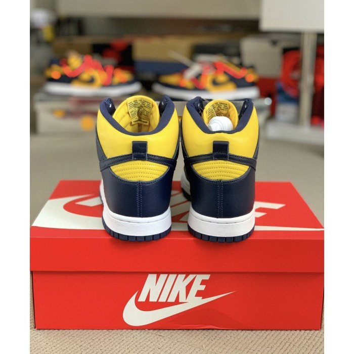 特売特典付 Nike Dunk High Michigan 27.5cm CZ8149-700 - メンズシューズ