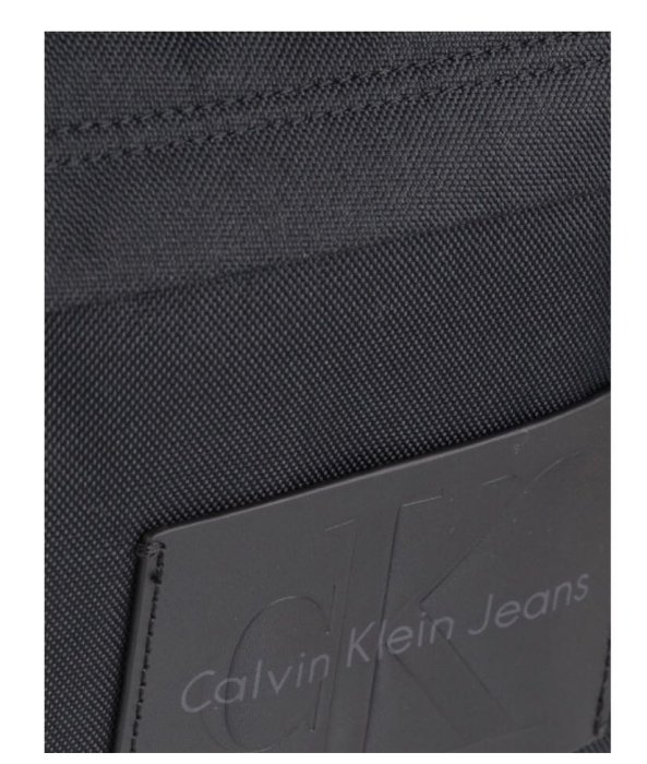 （預購）（兩色）CALVIN KLEIN JEANS 經典後背包