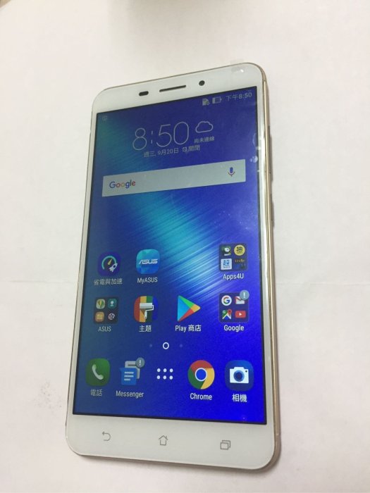 華碩ASUS ZenFone 3 Laser ZC551KL 4G LTE 雙卡雙待智慧手機5.5 吋4GB / 32G