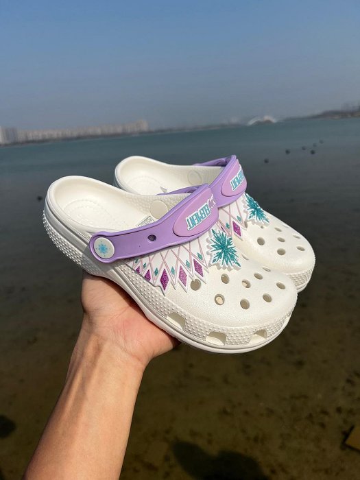 crocs 卡駱馳 特價促銷 拖鞋 兒童涼鞋 女孩 涼拖 公主冰雪奇緣 洞洞鞋