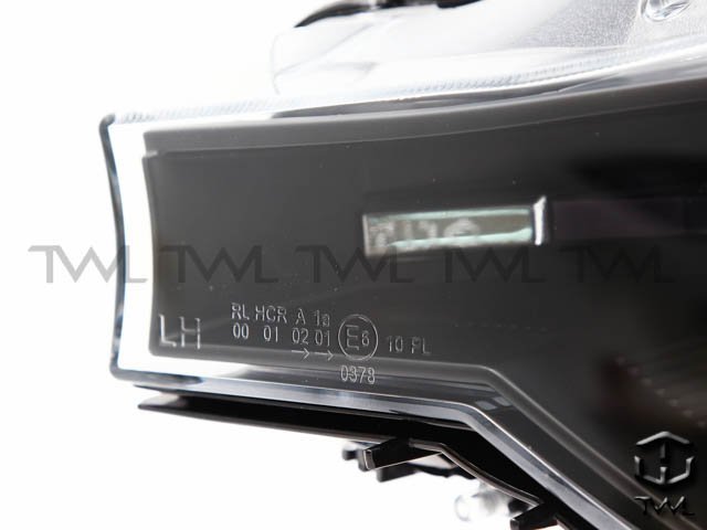 《※台灣之光※》全新BMW F30 12 13 14 15 16年美規328I鹵素升級版黑底LED魚眼光圈投射大燈頭燈組