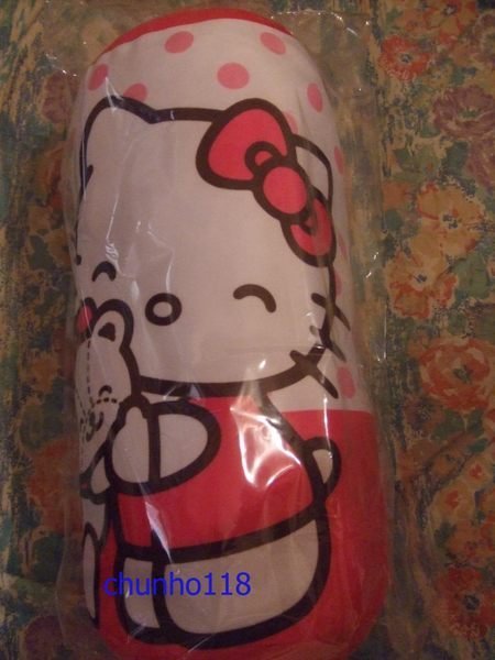 全新 Hello Kitty 圓形抱枕