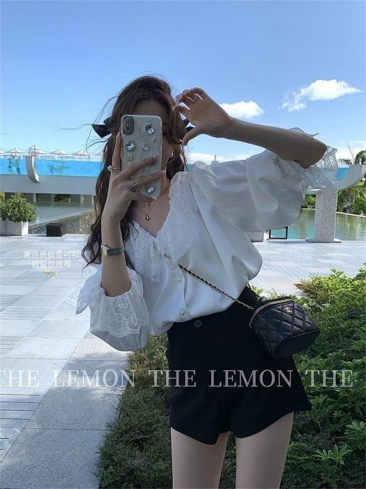 ☻☺現貨☺☻LENON🍋檸檬家蕾絲荷葉翻領上衣