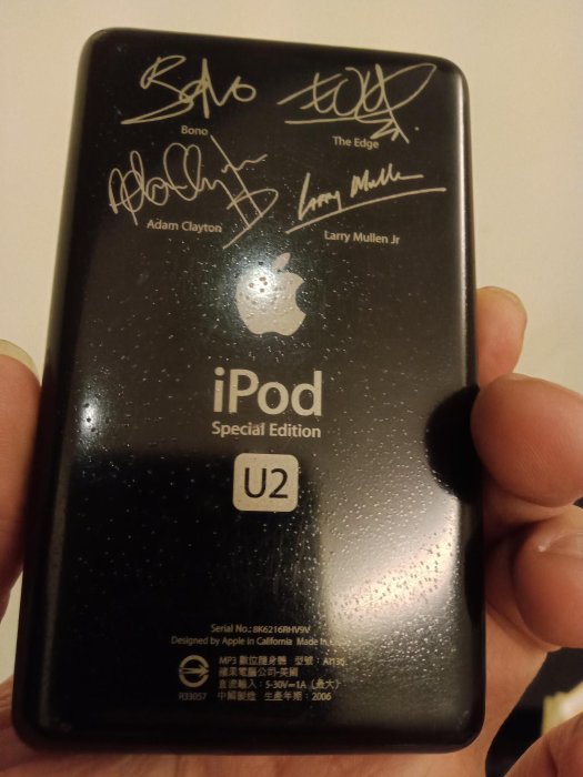 大媽桂二手屋，蘋果Apple IPOD special edition U2限定版30G，紀念版，特別版，經典版，classic，值得珍藏，左方包膜有小刮傷