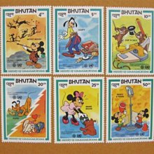 (8 _ 8)~-不丹--卡通郵票---1983年---米奇與米妮--- 6 張---04---外拍